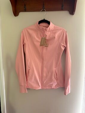 Women’s Lightweight Pink Zip-Up Jacket